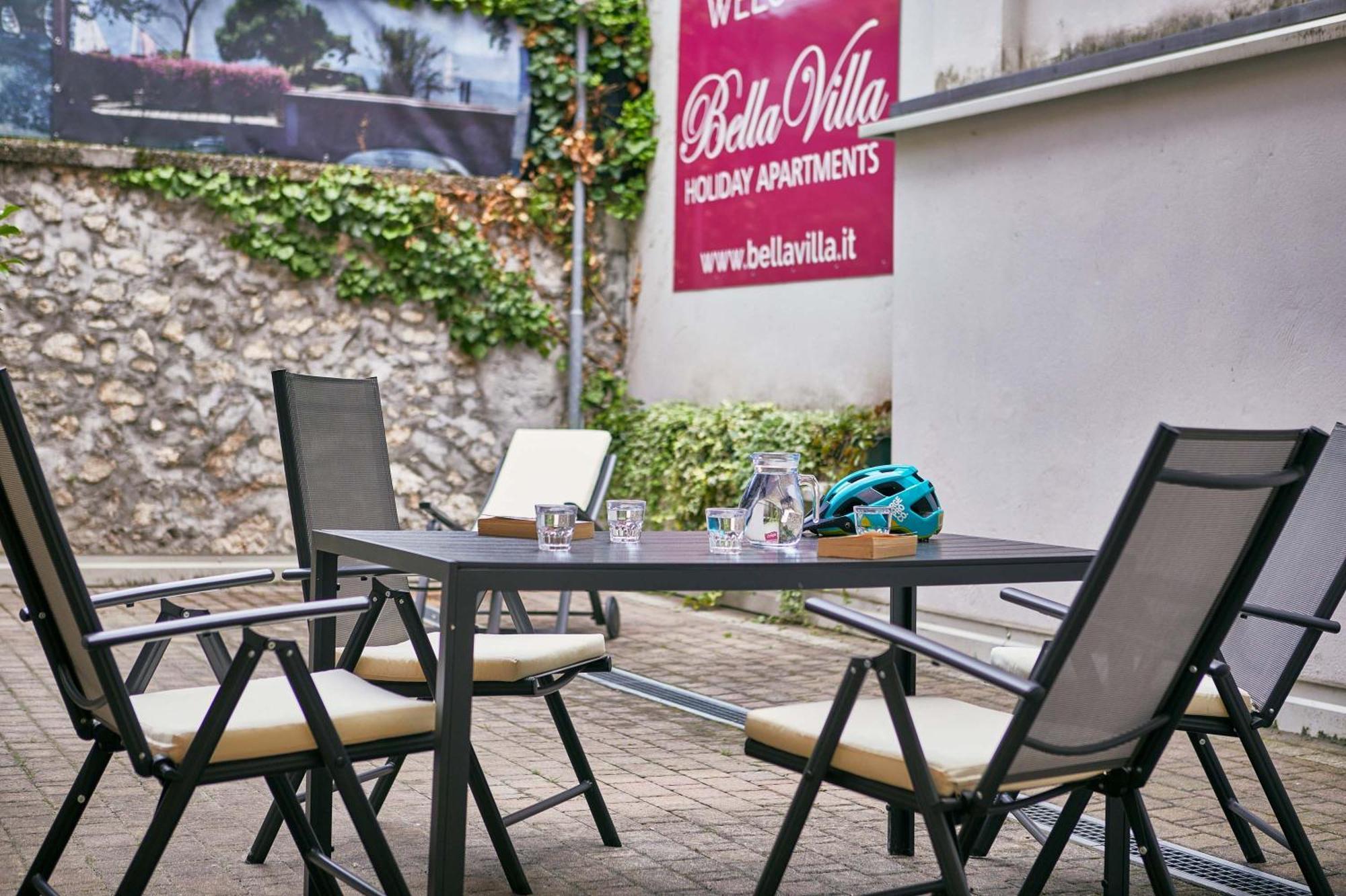 ריבה דל גארדה Bella Villa Apartments מראה חיצוני תמונה